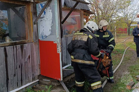 В Фурмановском районе светильник зажег баню